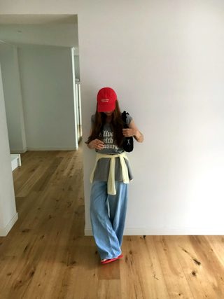 灰色