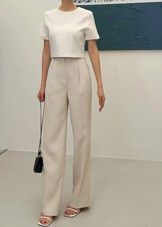 白色