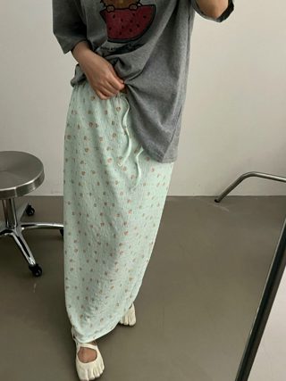 浅绿色