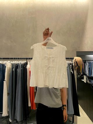 白色