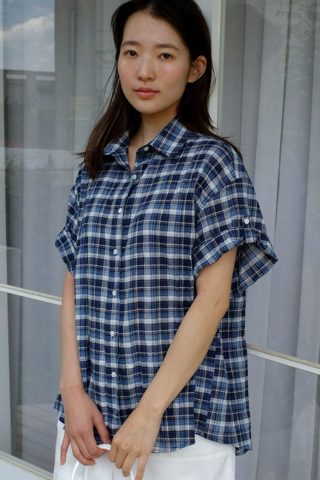 藏青色