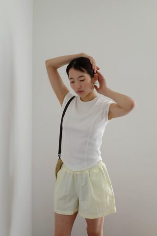 白色