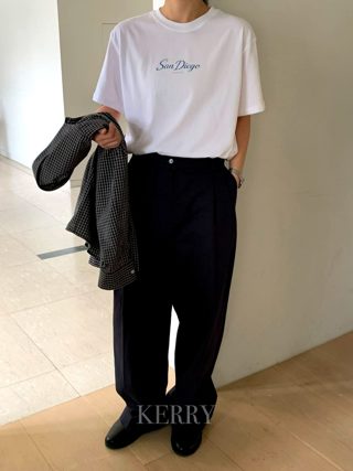 白色