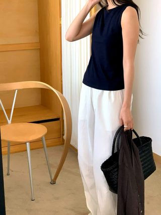 藏青色