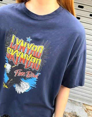 藏青色