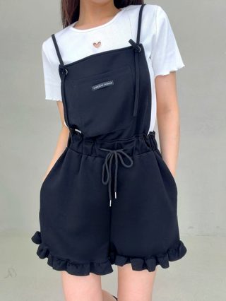 黑色