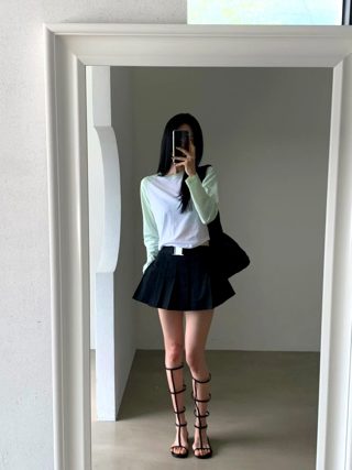 黑色