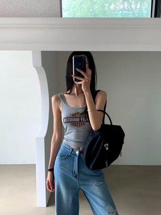 白色