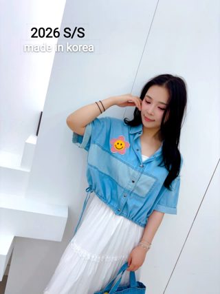 浅蓝色