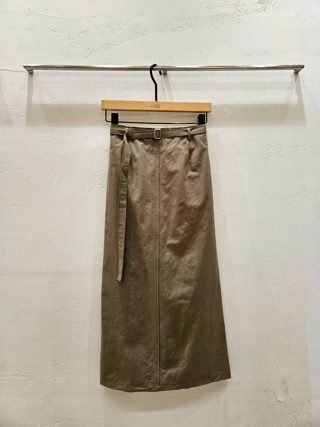 卡其色
