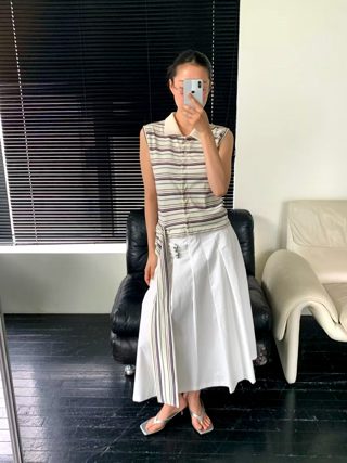 白色