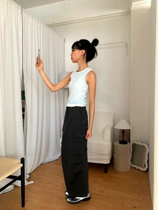黑色