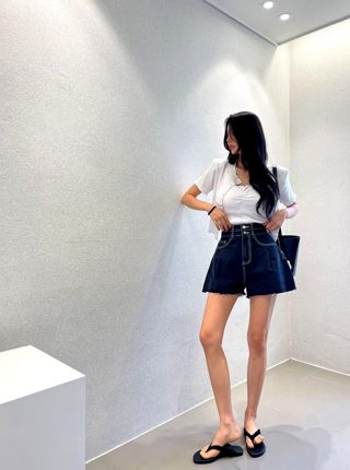 白色