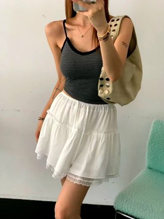 白色