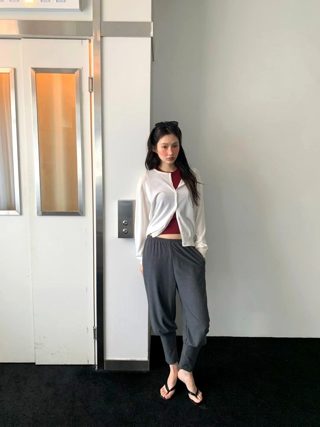 藏青色