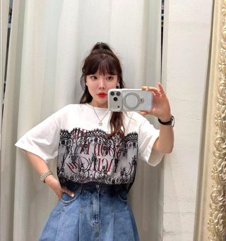 白色