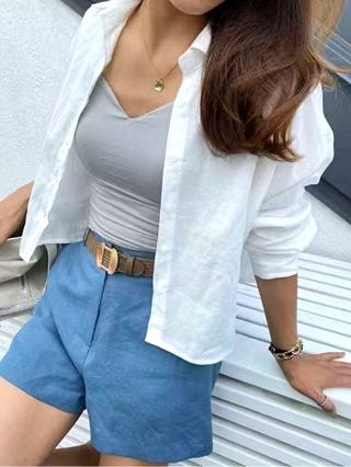 白色