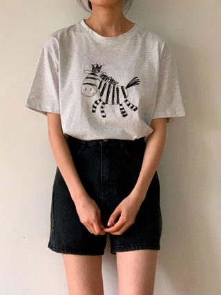 白色