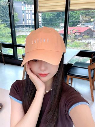 浅绿色