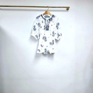 白色