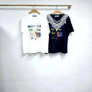 白色