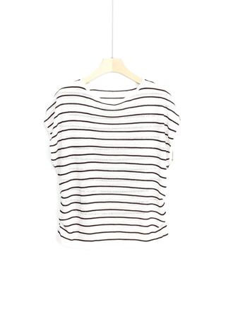 白色