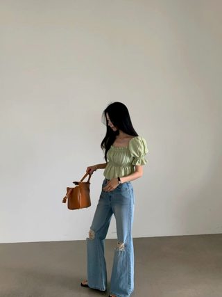 浅绿色