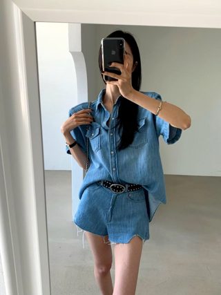 天蓝色