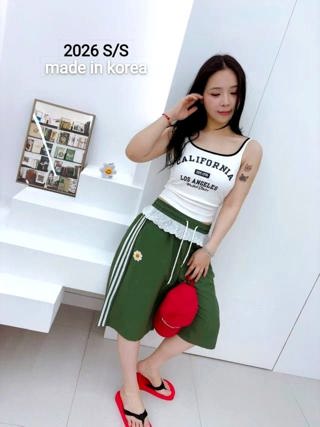 军绿色