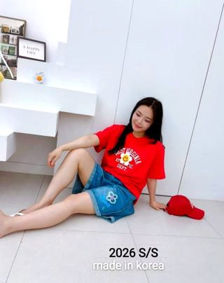 红色