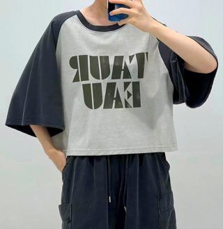 灰色
