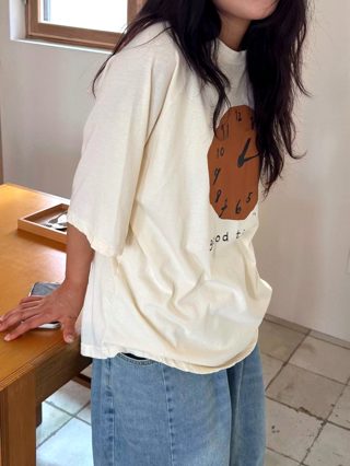 灰色