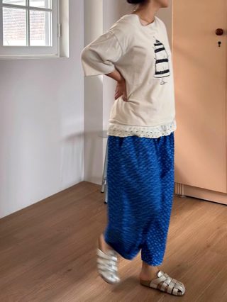 天蓝色