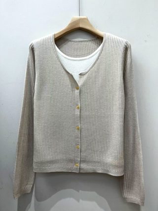 藏青色