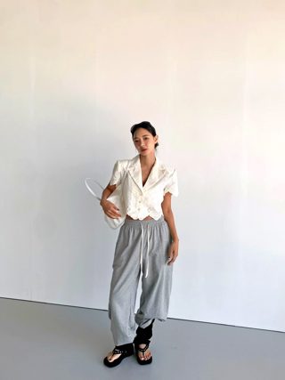 白色