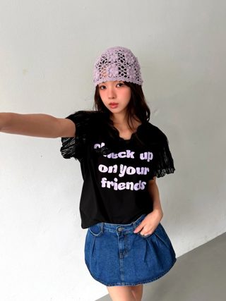 黑色