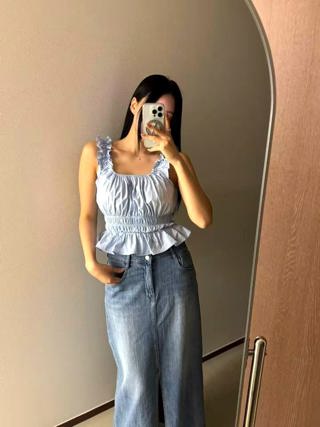 浅蓝色