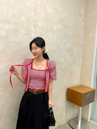 红色