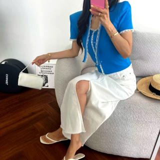 天蓝色