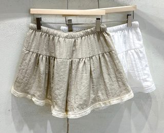 白色