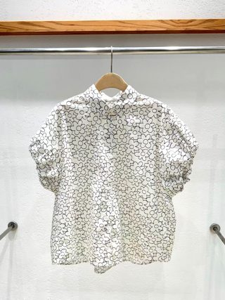白色