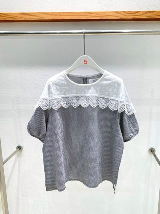 白色