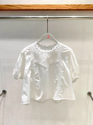 白色