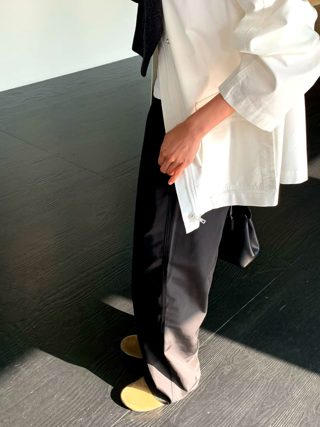 白色