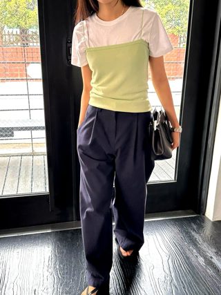 浅绿色