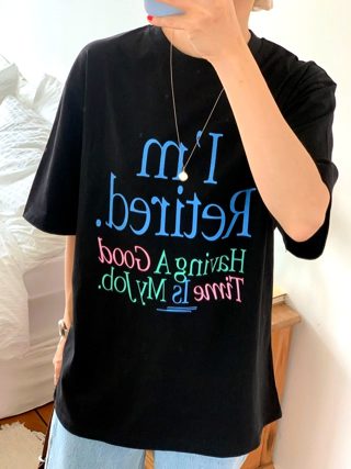 黑色