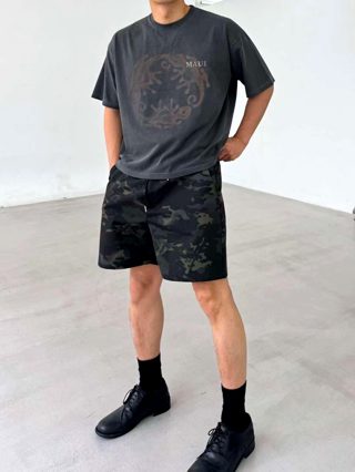 军绿色