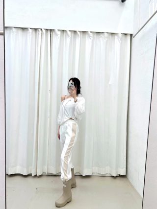 白色