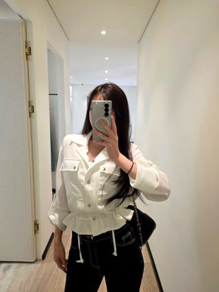 白色