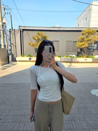 白色